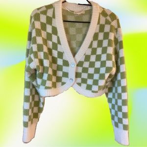 Checkerboard print fuzzed cropped sweater